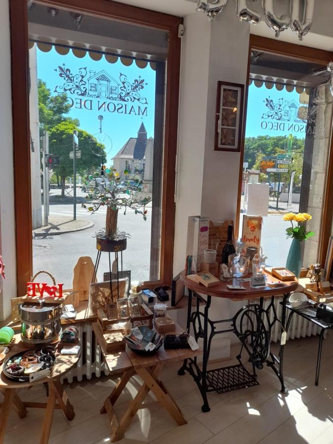 Maison En Ville Avec Terrasse Ensoleillee Et Wi-Fi Magnac-Laval Dış mekan fotoğraf
