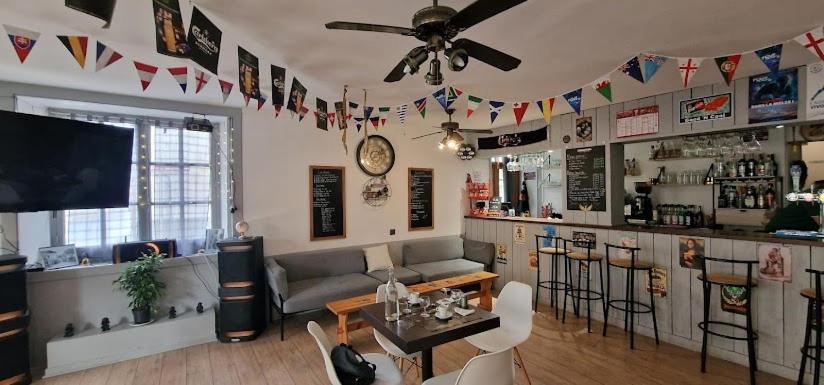 Maison En Ville Avec Terrasse Ensoleillee Et Wi-Fi Magnac-Laval Dış mekan fotoğraf